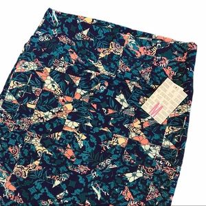 Lularoe Cassie medium